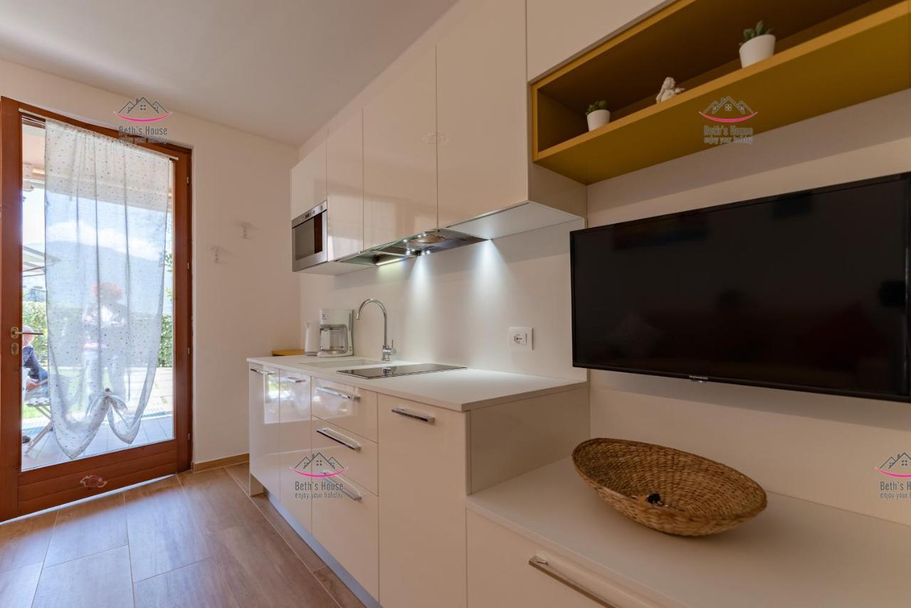 Garden Beth'S House Apartment เบรนโซเน ซูล การ์ดา ภายนอก รูปภาพ
